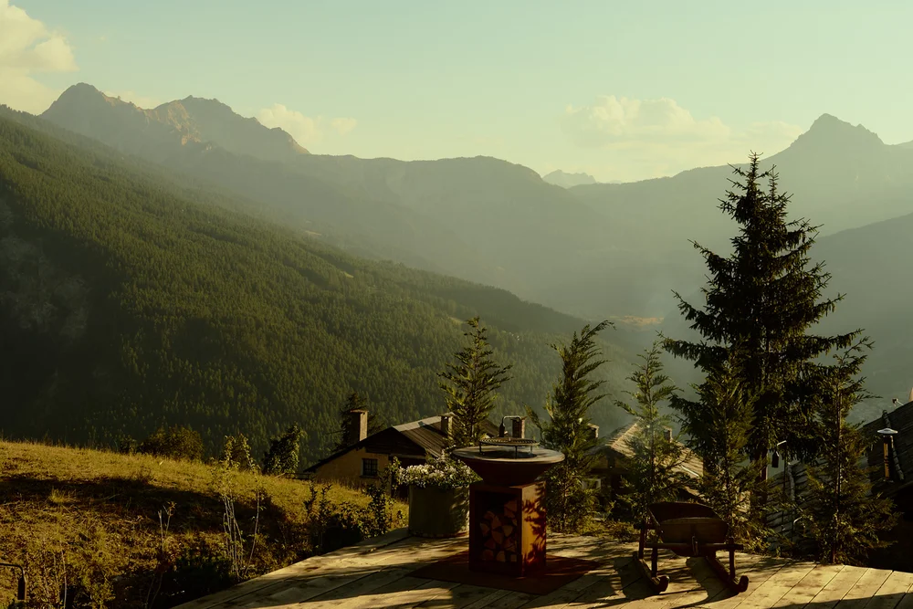 Terrazza in legno con sedie e vista su montagne boscose